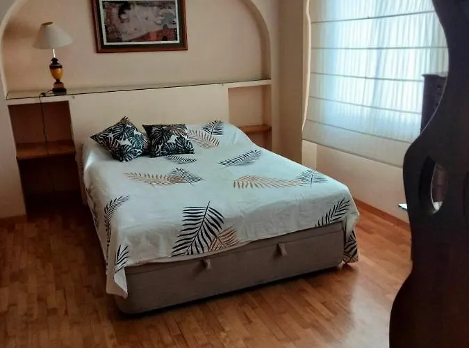 Espacioso Piso En El Corazon De